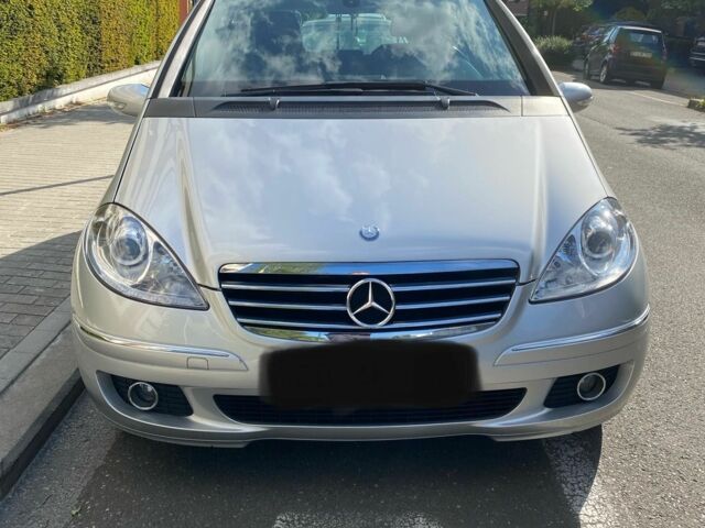 Серый Мерседес А класс, объемом двигателя 1.99 л и пробегом 288 тыс. км за 3600 $, фото 1 на Automoto.ua