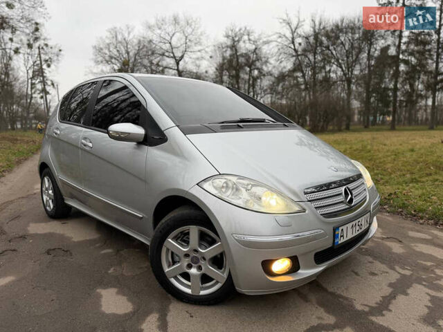 Серый Мерседес А класс, объемом двигателя 2 л и пробегом 187 тыс. км за 5500 $, фото 1 на Automoto.ua