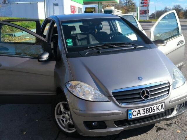 Серый Мерседес А класс, объемом двигателя 1.5 л и пробегом 271 тыс. км за 5500 $, фото 2 на Automoto.ua