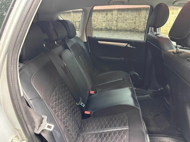 Серый Мерседес А класс, объемом двигателя 2 л и пробегом 185 тыс. км за 5650 $, фото 3 на Automoto.ua