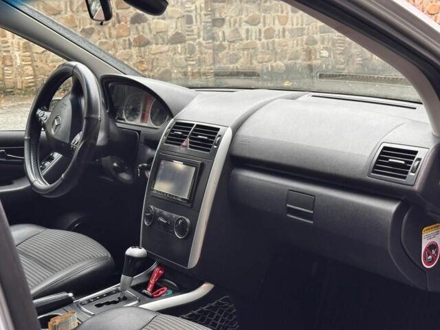 Серый Мерседес А класс, объемом двигателя 2 л и пробегом 185 тыс. км за 5650 $, фото 4 на Automoto.ua