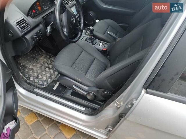 Сірий Мерседес А клас, об'ємом двигуна 1.99 л та пробігом 240 тис. км за 5000 $, фото 2 на Automoto.ua