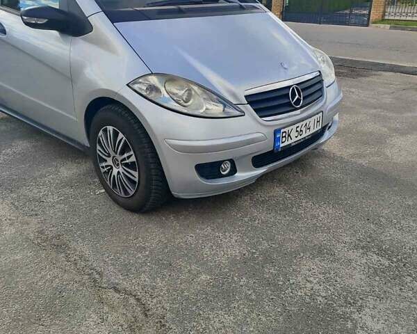 Серый Мерседес А класс, объемом двигателя 2 л и пробегом 320 тыс. км за 3700 $, фото 8 на Automoto.ua