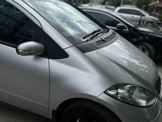 Серый Мерседес А класс, объемом двигателя 1.5 л и пробегом 220 тыс. км за 3500 $, фото 3 на Automoto.ua