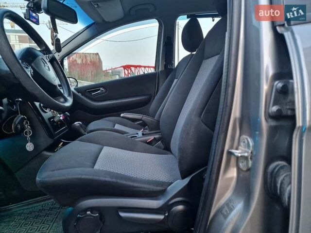 Серый Мерседес А класс, объемом двигателя 0 л и пробегом 220 тыс. км за 6950 $, фото 8 на Automoto.ua