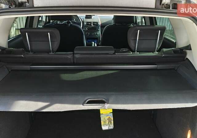 Серый Мерседес А класс, объемом двигателя 2 л и пробегом 192 тыс. км за 5299 $, фото 7 на Automoto.ua