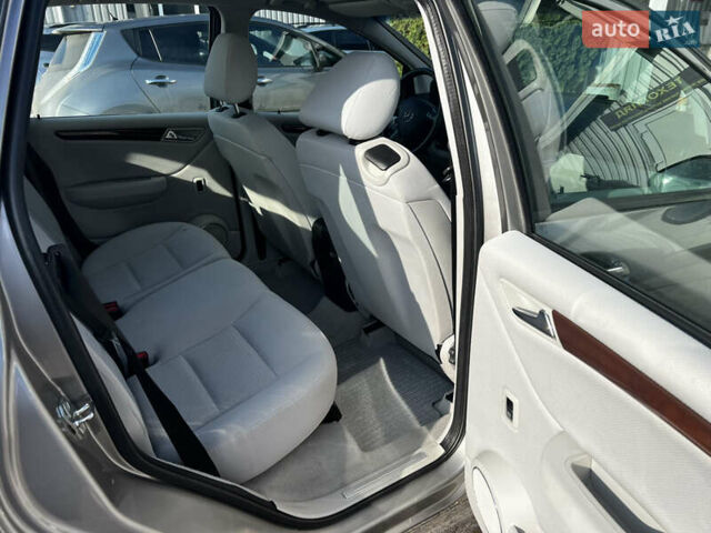 Серый Мерседес А класс, объемом двигателя 1.7 л и пробегом 154 тыс. км за 5800 $, фото 12 на Automoto.ua