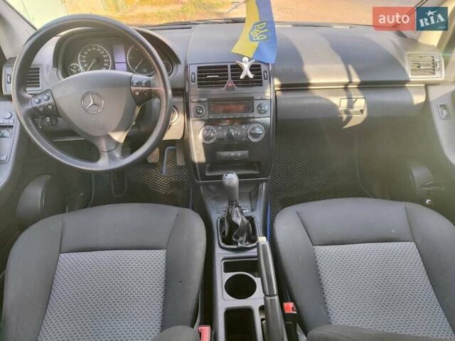 Серый Мерседес А класс, объемом двигателя 2 л и пробегом 320 тыс. км за 3700 $, фото 14 на Automoto.ua
