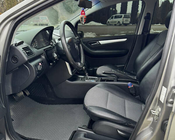 Сірий Мерседес А клас, об'ємом двигуна 2 л та пробігом 229 тис. км за 5999 $, фото 10 на Automoto.ua