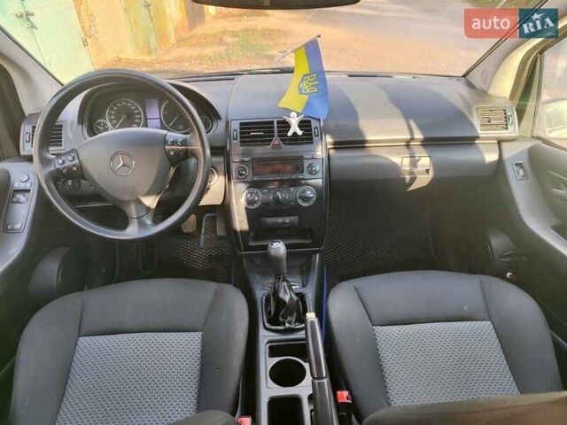 Серый Мерседес А класс, объемом двигателя 2 л и пробегом 320 тыс. км за 3700 $, фото 19 на Automoto.ua