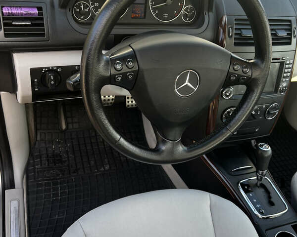 Серый Мерседес А класс, объемом двигателя 1.7 л и пробегом 154 тыс. км за 5800 $, фото 9 на Automoto.ua