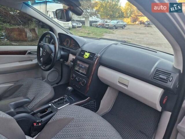 Серый Мерседес А класс, объемом двигателя 1.7 л и пробегом 165 тыс. км за 6500 $, фото 5 на Automoto.ua