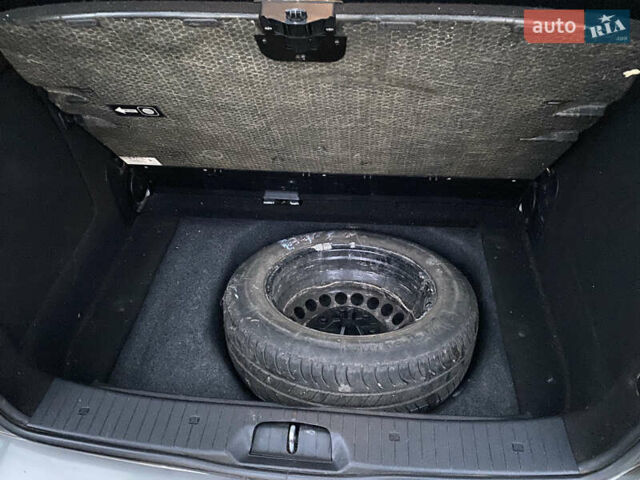 Сірий Мерседес А клас, об'ємом двигуна 1.99 л та пробігом 189 тис. км за 5000 $, фото 8 на Automoto.ua