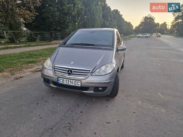 Серый Мерседес А класс, объемом двигателя 1.7 л и пробегом 165 тыс. км за 6500 $, фото 4 на Automoto.ua