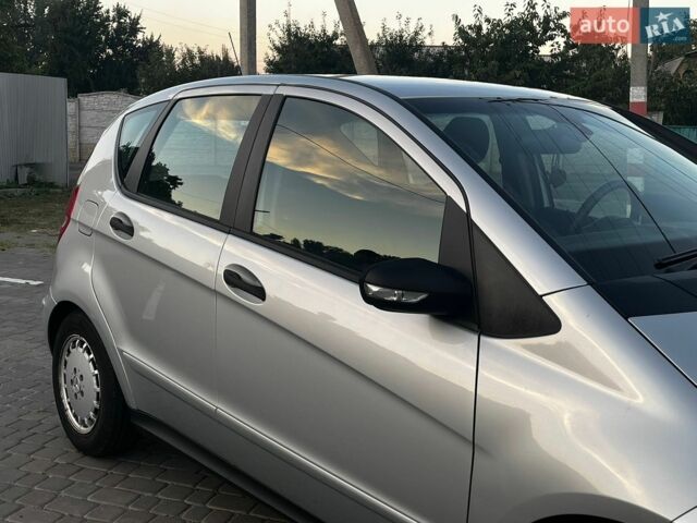 Сірий Мерседес А клас, об'ємом двигуна 1.5 л та пробігом 172 тис. км за 4450 $, фото 17 на Automoto.ua