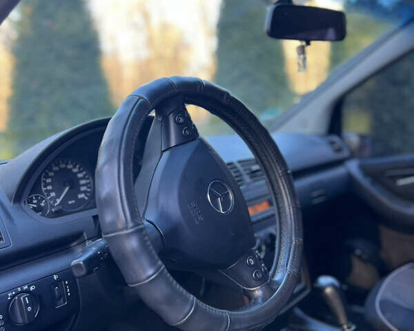 Серый Мерседес А класс, объемом двигателя 1.7 л и пробегом 240 тыс. км за 5300 $, фото 8 на Automoto.ua