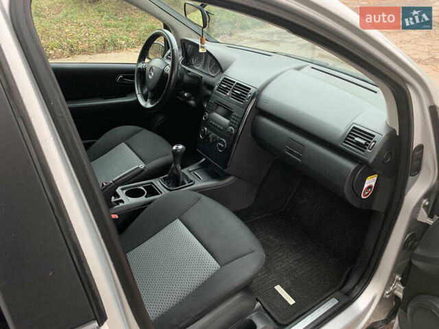 Серый Мерседес А класс, объемом двигателя 2 л и пробегом 184 тыс. км за 6100 $, фото 34 на Automoto.ua