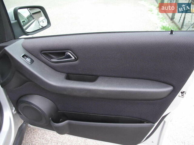 Сірий Мерседес А клас, об'ємом двигуна 1.5 л та пробігом 187 тис. км за 6500 $, фото 42 на Automoto.ua