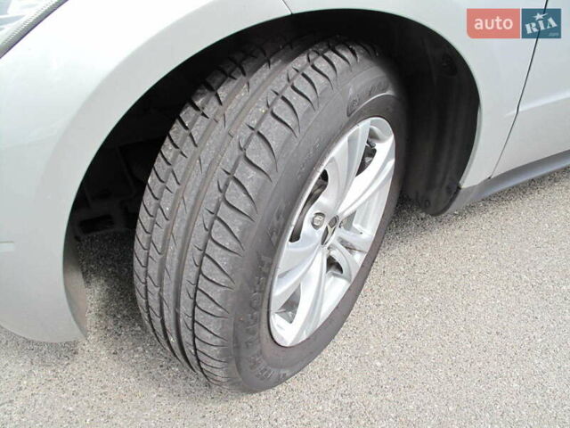 Сірий Мерседес А клас, об'ємом двигуна 1.5 л та пробігом 187 тис. км за 6500 $, фото 17 на Automoto.ua