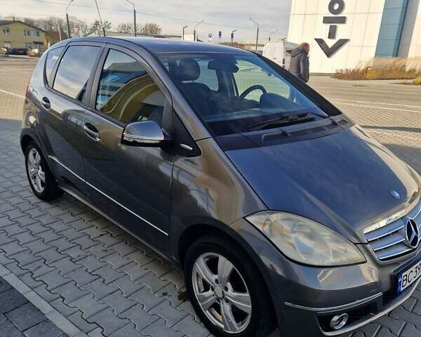 Серый Мерседес А класс, объемом двигателя 1.5 л и пробегом 194 тыс. км за 5800 $, фото 5 на Automoto.ua