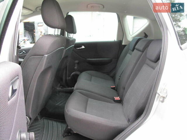 Сірий Мерседес А клас, об'ємом двигуна 1.5 л та пробігом 187 тис. км за 6500 $, фото 32 на Automoto.ua