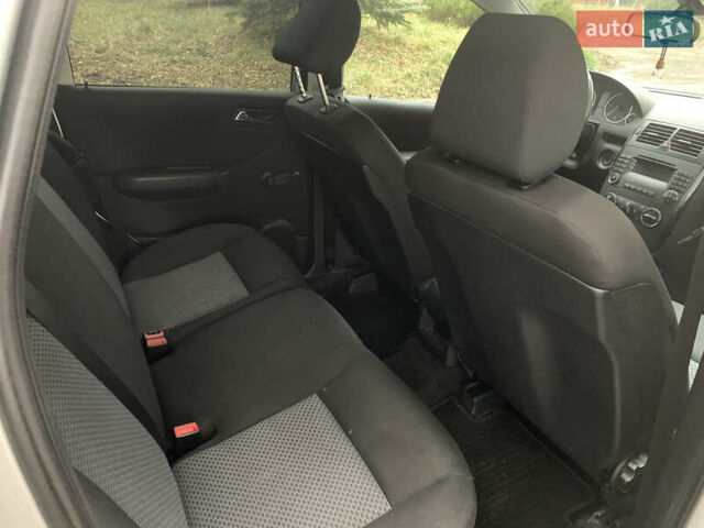 Серый Мерседес А класс, объемом двигателя 2 л и пробегом 184 тыс. км за 6100 $, фото 29 на Automoto.ua