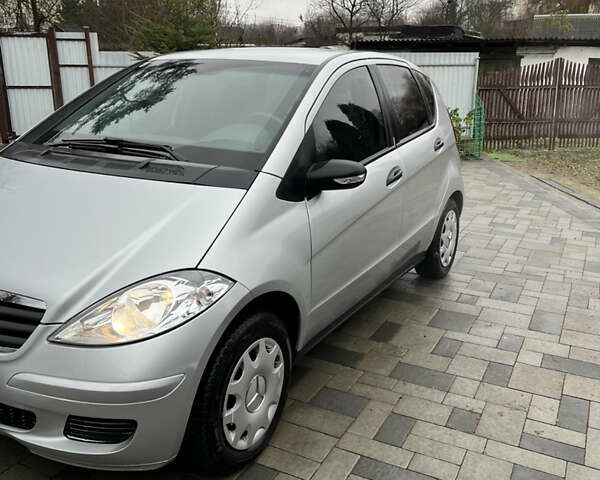 Сірий Мерседес А клас, об'ємом двигуна 1.5 л та пробігом 253 тис. км за 5800 $, фото 1 на Automoto.ua