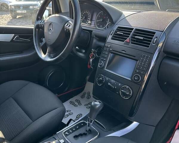 Сірий Мерседес А клас, об'ємом двигуна 1.7 л та пробігом 201 тис. км за 5800 $, фото 12 на Automoto.ua