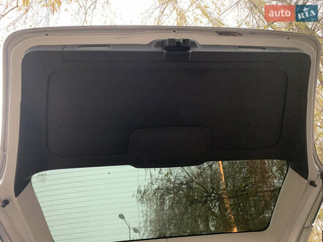 Серый Мерседес А класс, объемом двигателя 2 л и пробегом 184 тыс. км за 6100 $, фото 28 на Automoto.ua