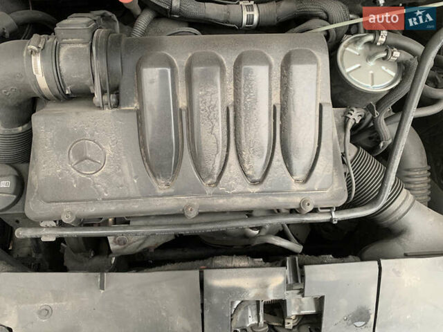 Серый Мерседес А класс, объемом двигателя 2 л и пробегом 184 тыс. км за 6100 $, фото 50 на Automoto.ua