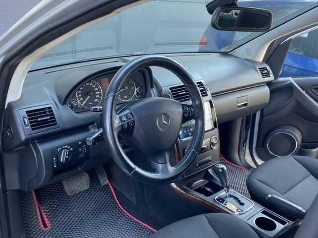 Мерседес А класс 2008 в Белой Церкве на Automoto.ua Серый Мерседес А класс, объемом двигателя 1.5 л и пробегом 168 тыс. км за 5900 $, фото 3 на Automoto.ua