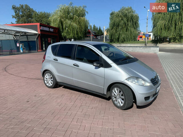 Серый Мерседес А класс, объемом двигателя 2 л и пробегом 186 тыс. км за 6200 $, фото 9 на Automoto.ua