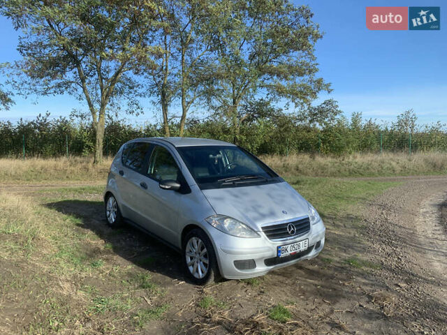 Серый Мерседес А класс, объемом двигателя 2 л и пробегом 186 тыс. км за 6200 $, фото 7 на Automoto.ua