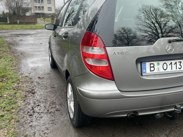 Сірий Мерседес А клас, об'ємом двигуна 2 л та пробігом 200 тис. км за 3513 $, фото 10 на Automoto.ua