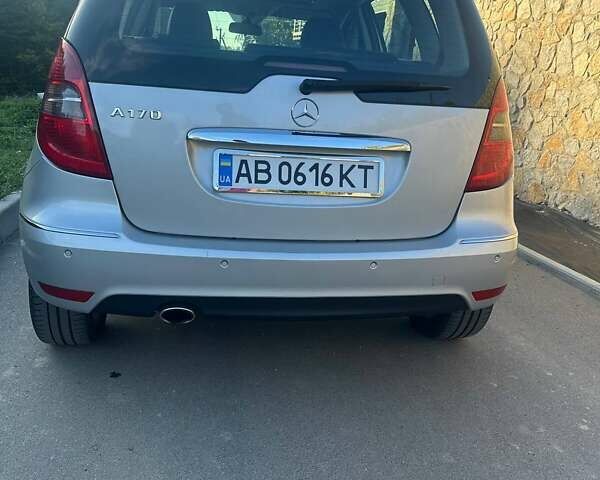 Сірий Мерседес А клас, об'ємом двигуна 1.7 л та пробігом 195 тис. км за 5700 $, фото 1 на Automoto.ua