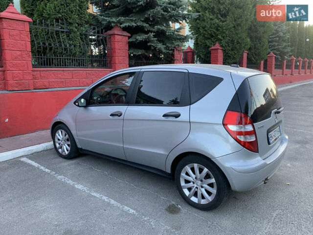 Серый Мерседес А класс, объемом двигателя 2 л и пробегом 186 тыс. км за 6200 $, фото 10 на Automoto.ua