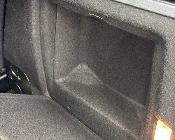 Сірий Мерседес А клас, об'ємом двигуна 1.99 л та пробігом 275 тис. км за 5900 $, фото 27 на Automoto.ua
