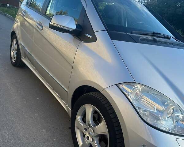 Сірий Мерседес А клас, об'ємом двигуна 1.7 л та пробігом 195 тис. км за 5700 $, фото 3 на Automoto.ua
