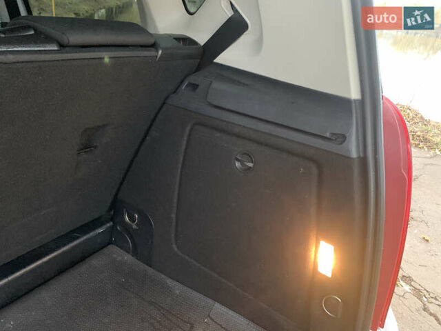 Сірий Мерседес А клас, об'ємом двигуна 2 л та пробігом 184 тис. км за 5900 $, фото 25 на Automoto.ua