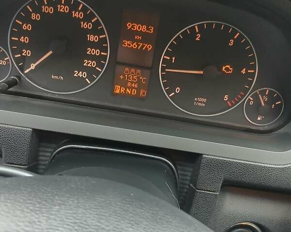 Серый Мерседес А класс, объемом двигателя 2 л и пробегом 357 тыс. км за 4100 $, фото 7 на Automoto.ua