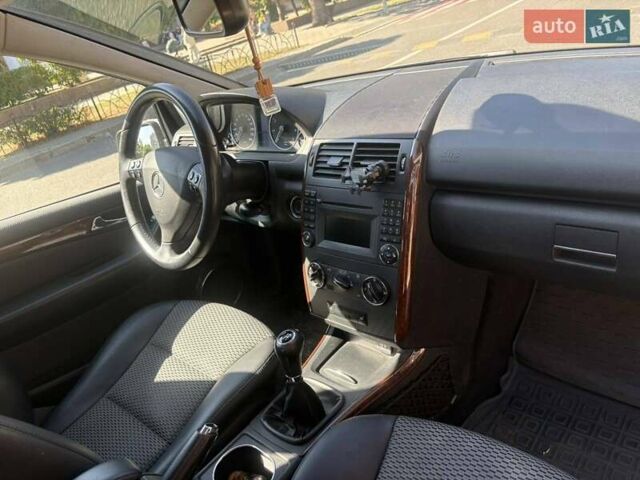 Сірий Мерседес А клас, об'ємом двигуна 1.7 л та пробігом 191 тис. км за 5800 $, фото 12 на Automoto.ua