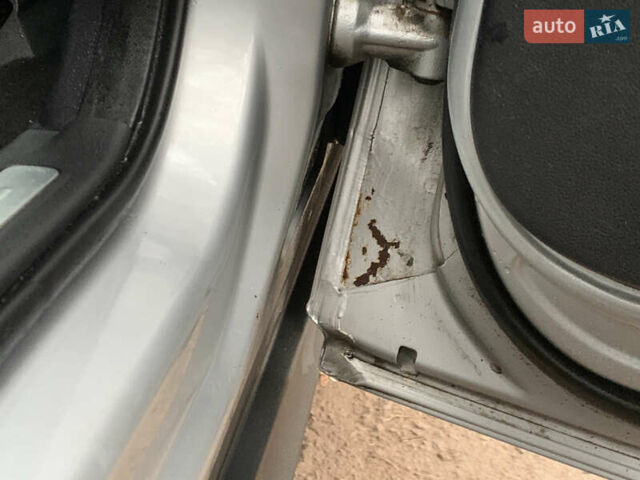 Сірий Мерседес А клас, об'ємом двигуна 2 л та пробігом 184 тис. км за 5900 $, фото 33 на Automoto.ua
