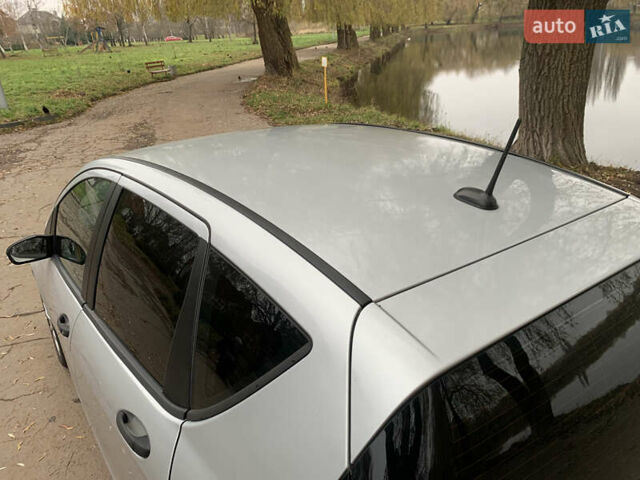 Серый Мерседес А класс, объемом двигателя 2 л и пробегом 184 тыс. км за 6100 $, фото 46 на Automoto.ua