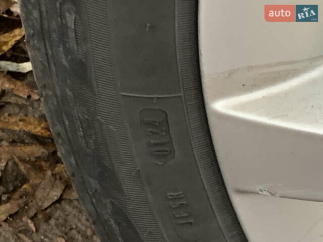 Сірий Мерседес А клас, об'ємом двигуна 2 л та пробігом 184 тис. км за 5900 $, фото 41 на Automoto.ua