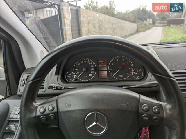 Сірий Мерседес А клас, об'ємом двигуна 1.7 л та пробігом 195 тис. км за 5700 $, фото 7 на Automoto.ua