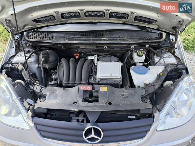 Сірий Мерседес А клас, об'ємом двигуна 1.5 л та пробігом 200 тис. км за 4900 $, фото 13 на Automoto.ua