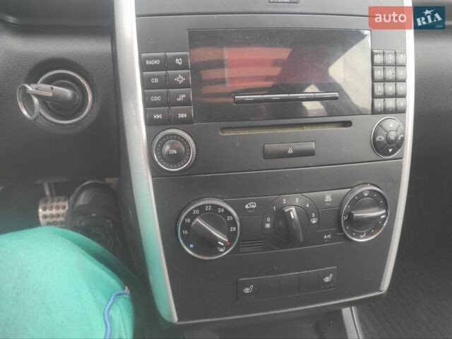 Серый Мерседес А класс, объемом двигателя 1.7 л и пробегом 248 тыс. км за 5700 $, фото 26 на Automoto.ua