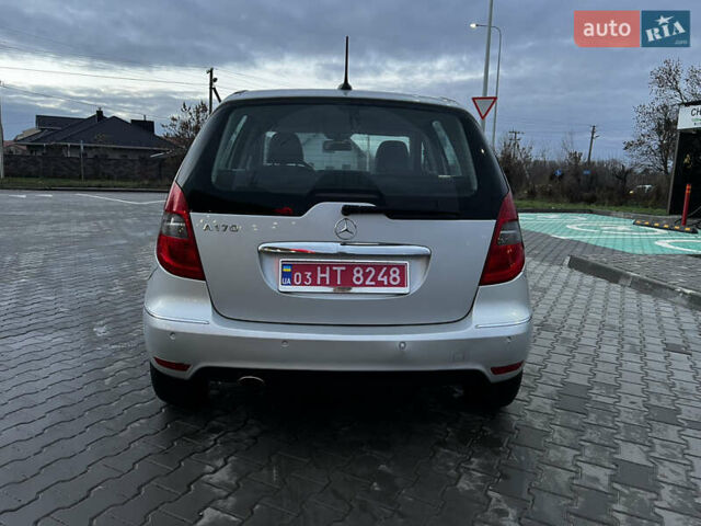 Сірий Мерседес А клас, об'ємом двигуна 1.7 л та пробігом 188 тис. км за 5500 $, фото 6 на Automoto.ua