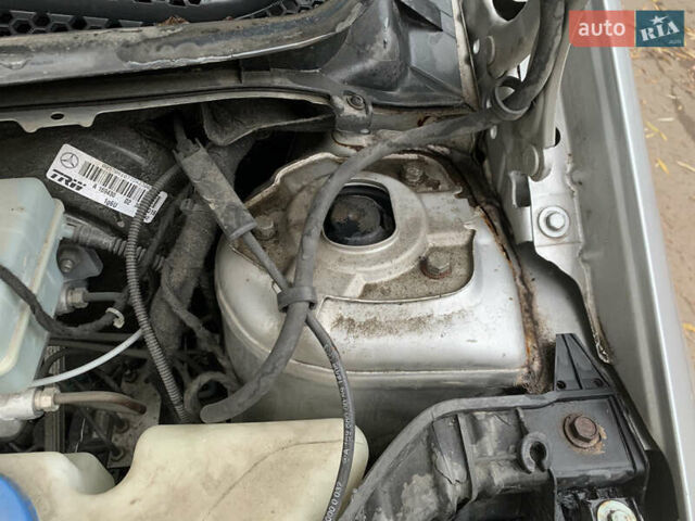 Серый Мерседес А класс, объемом двигателя 2 л и пробегом 184 тыс. км за 6100 $, фото 48 на Automoto.ua