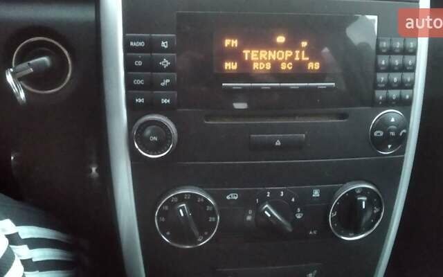 Серый Мерседес А класс, объемом двигателя 1.7 л и пробегом 244 тыс. км за 5850 $, фото 5 на Automoto.ua